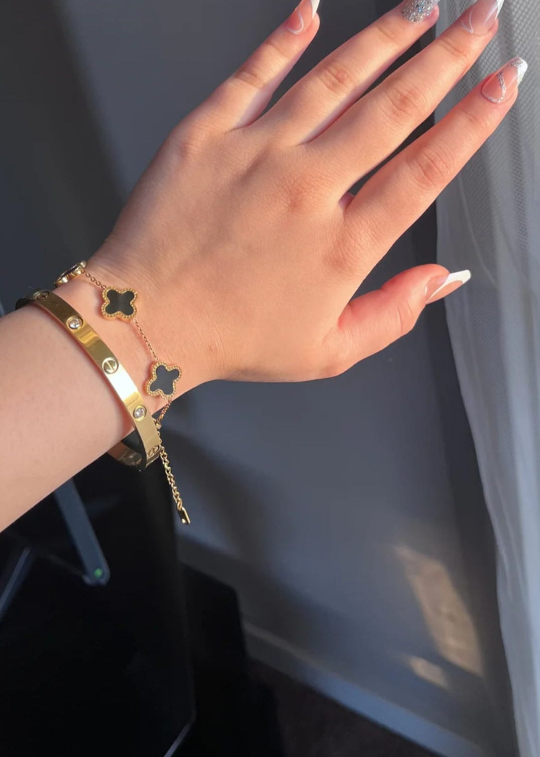 2 waterproof stainless steel bracelets